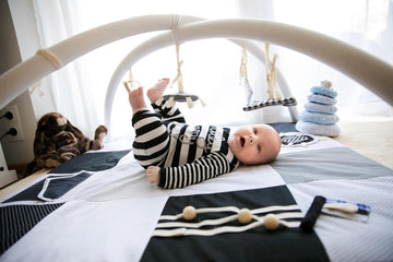 Baby Activity Mat, 100x100cm - Black and White — 4