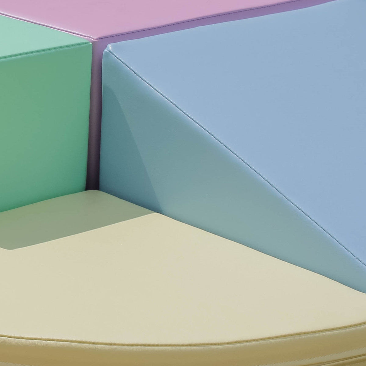 Detail van de IGLU-bekleding, naden en schuimvormen