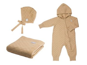 HAPPINESS Gift Set For Baby - Blanket, Romper and Bonnet — 6