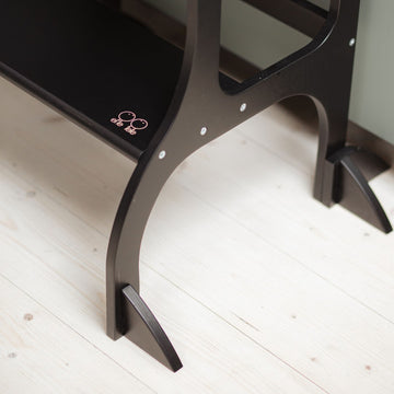 Ette Tete STEP’n’SIT® omvormbare 2-in-1 leertoren en tafel – Zwart met steunpoten – productbeeld 9 — 9