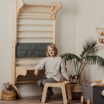 Table and Chair for the leg&go Swedish Wall — 3